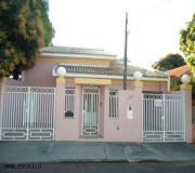 Casa para Venda, em Presidente Epitácio, bairro CENTRO, 3 dormitórios, 2 banheiros, 1 suíte, 1 vaga